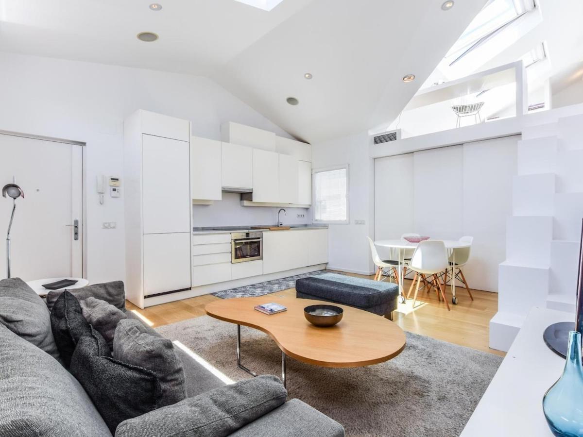Apartamento De Diseno De Lujo En Lavapies Alquiler Temporal มาดริด ภายนอก รูปภาพ